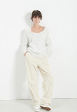 Charger l&#39;image dans la galerie, Pull col rond NUN
