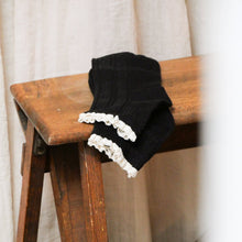 Charger l&#39;image dans la galerie, Chaussettes basses macramé
