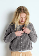 Charger l&#39;image dans la galerie, Gilet VITOW
