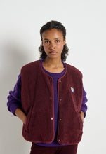 Charger l&#39;image dans la galerie, Veste sans manche HOKTOWN
