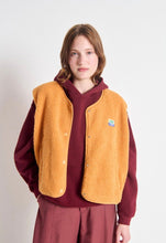 Charger l&#39;image dans la galerie, Veste sans manche HOKTOWN
