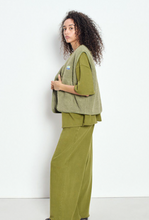 Charger l'image dans la galerie, Veste sans manche HOKTOWN
